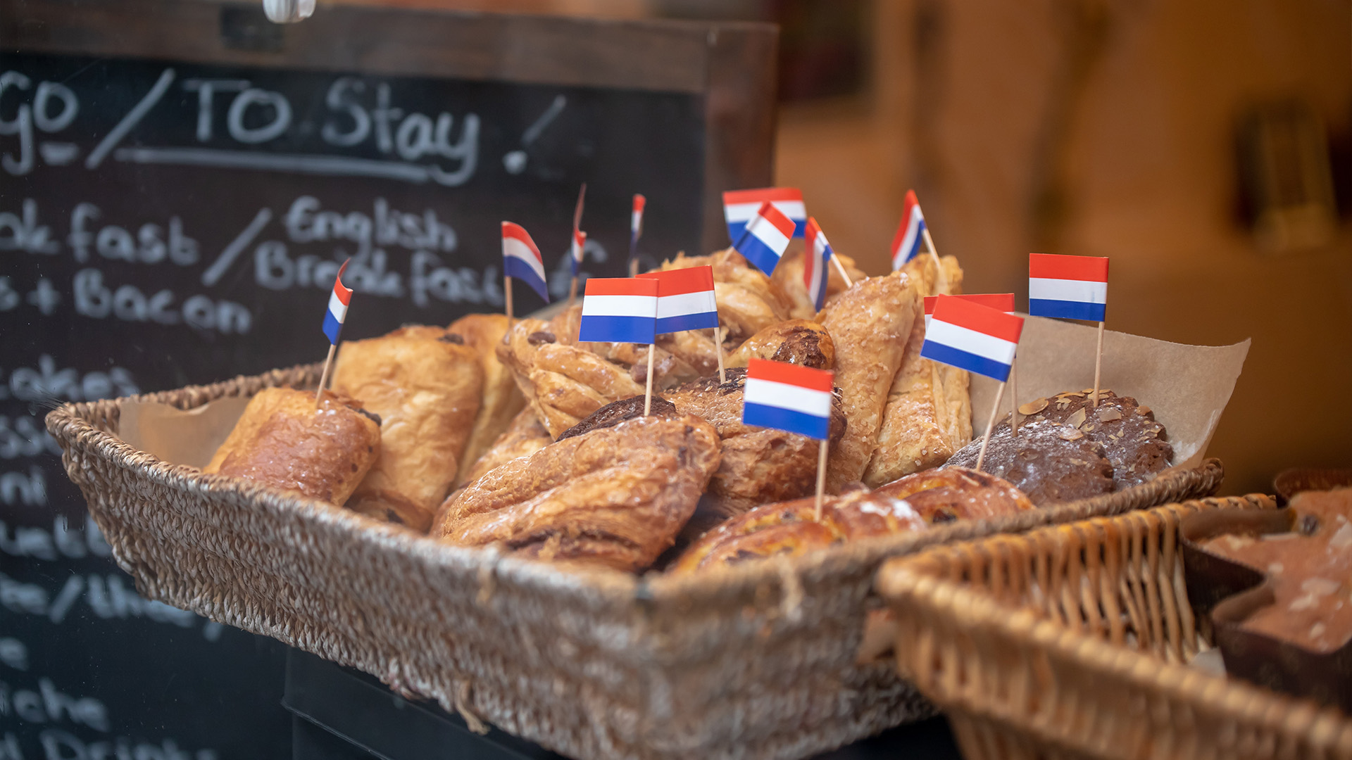 Benzersiz Tatlarıyla Hollanda Mutfağını Tanımaya Hazır Mısınız?