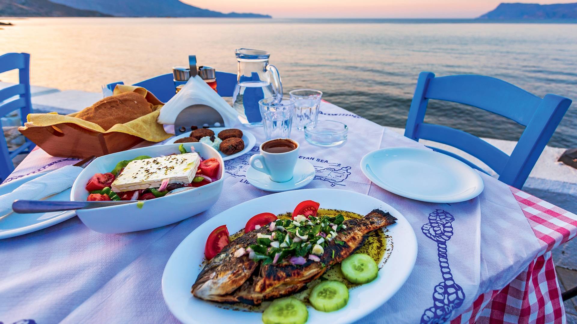 Komşu Ülke Yunanistan Mutfağı Üzerine Bir Rehber